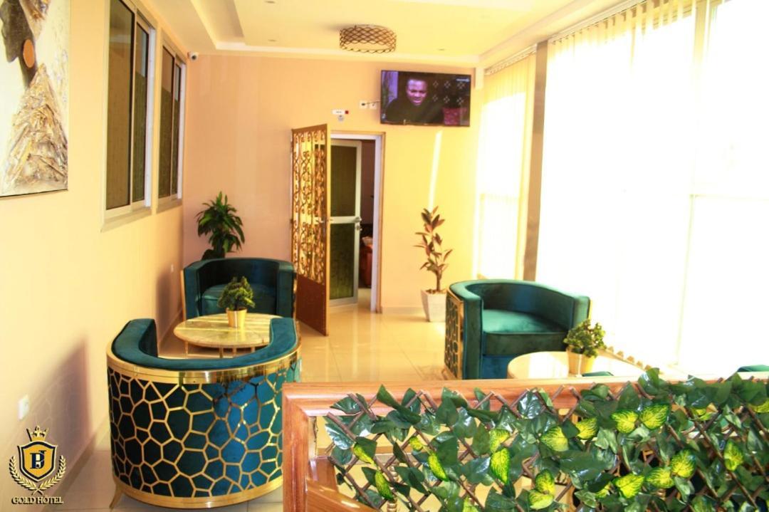 Gold Hotel Bafang Eksteriør billede