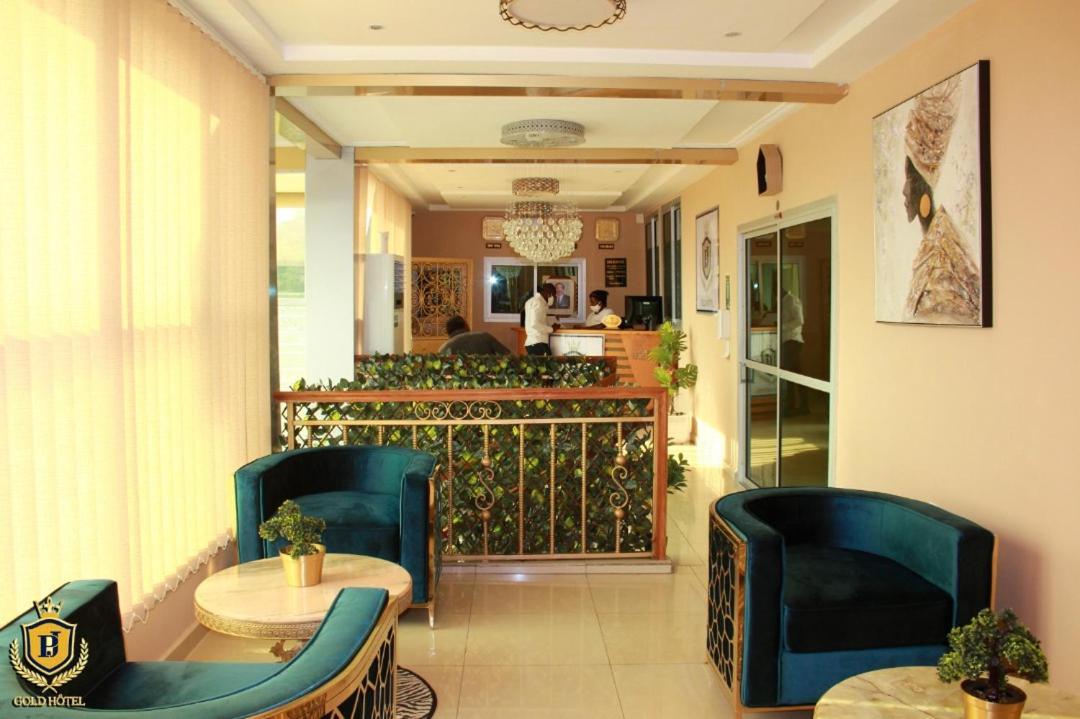Gold Hotel Bafang Eksteriør billede